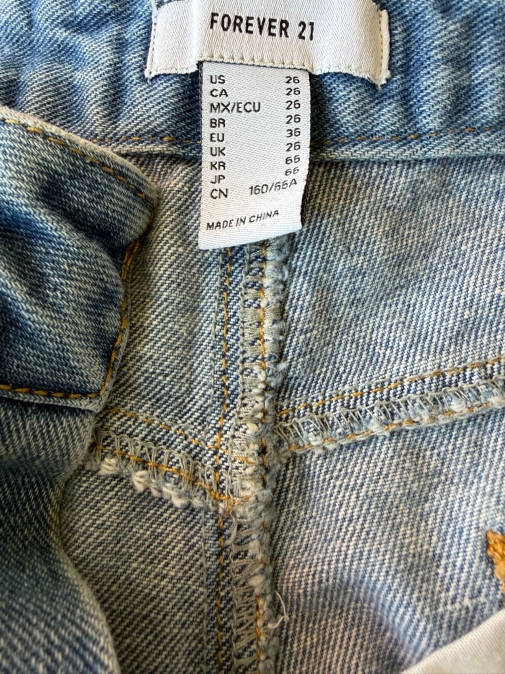 Forever 21  Boyfriend Jeans with Multicolor Patchwork Sz 26 Denim BOHO Vintage - Picture 7 of 9